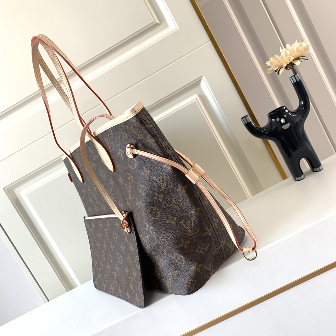 Louis Vuitton Shopping Bags